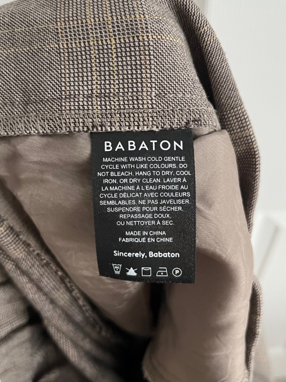 EUC: Aritzia (Babaton) Conan Brown / Taupe Cropped Plaid Pants - Picture 4 of 8